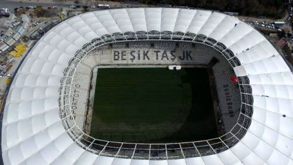 Vodafone Arena\'nın Çimleri Tamam!