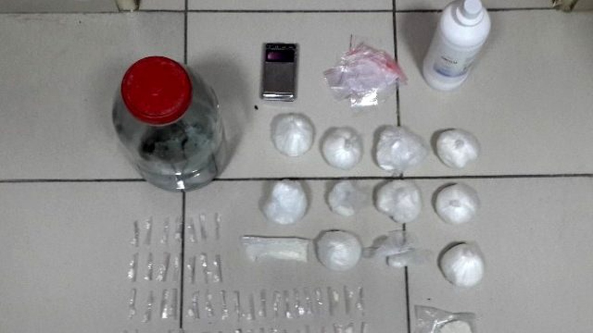 Zehir Tacirleri Uyuşturucuyu Toprağa Gömmüş