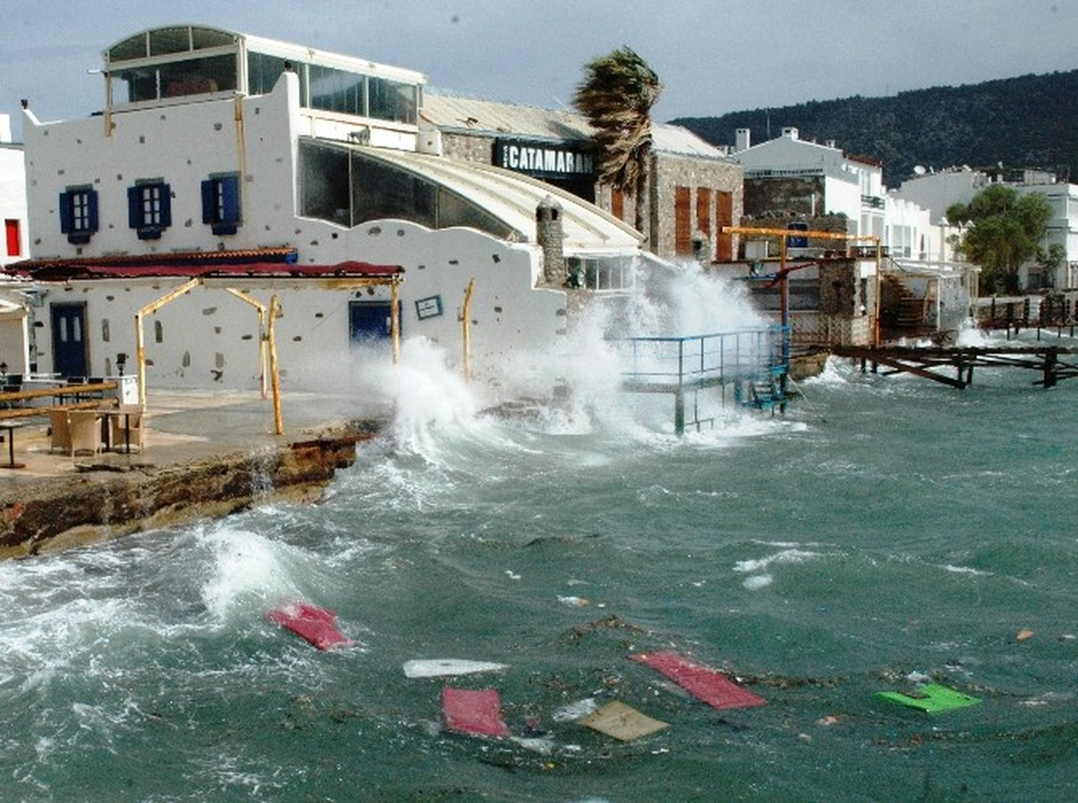 Bodrum\'da Lodos Kabusu