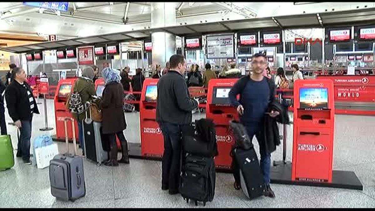 Brüksel\'deki Türk Yolcular Yakın Havalimanılarına Gidiyor