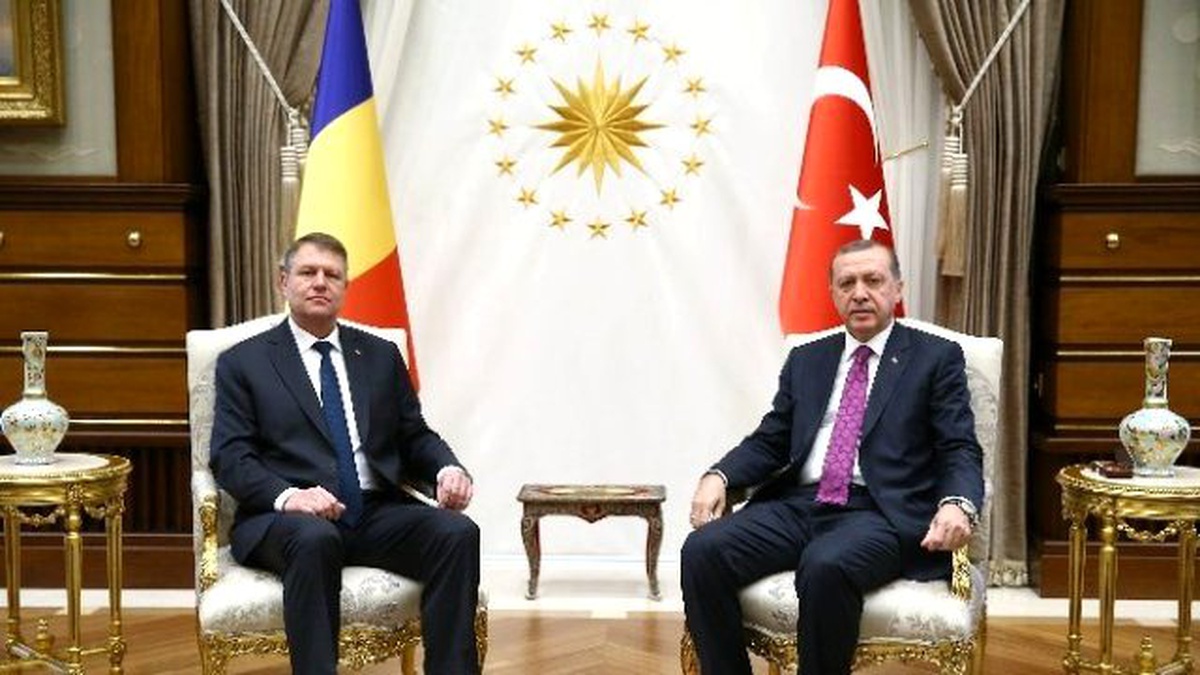 Cumhurbaşkanı Erdoğan ile Romanya Cumhurbaşkanı İohannis Baş Başa Görüştü