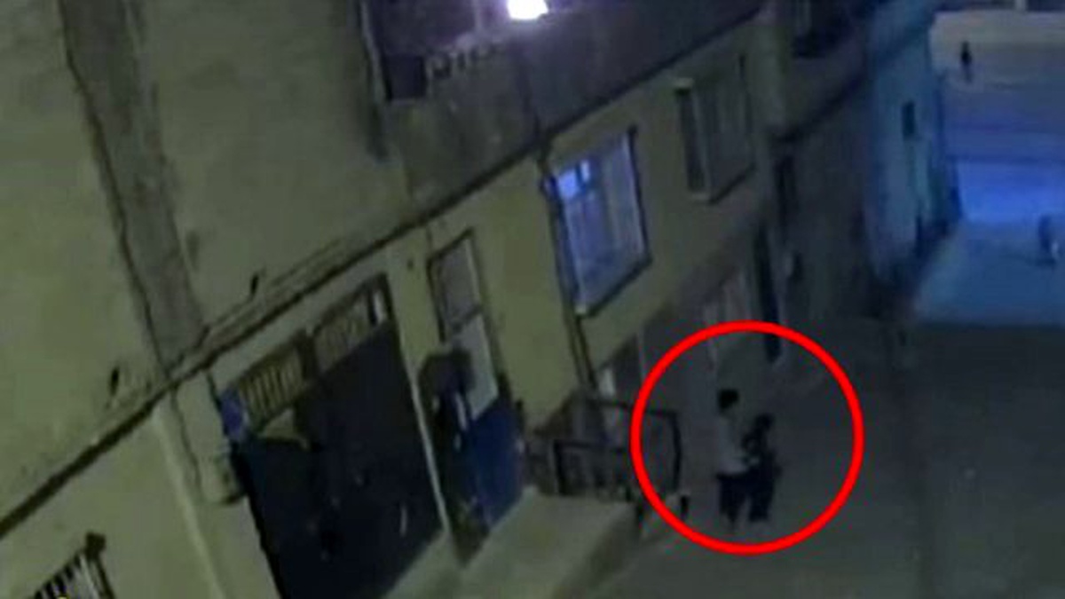 Gaziantep\'te Polis Merkezi ve Zırhlı Araca Ateş Açan PKK\'lılar Kamerada