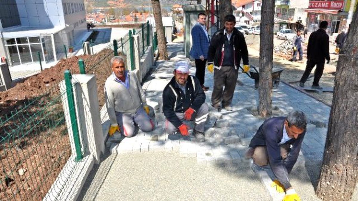 Hastane Çevresinde Çevre Düzenlemesi Başladı