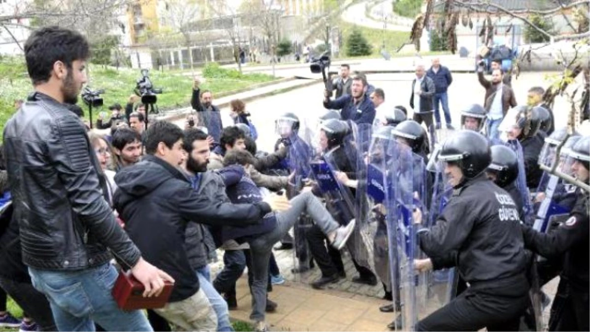 Kocaeli Üniversitesi\'nde Nevruz Kutlamasına Müdahale: 10 Gözaltı