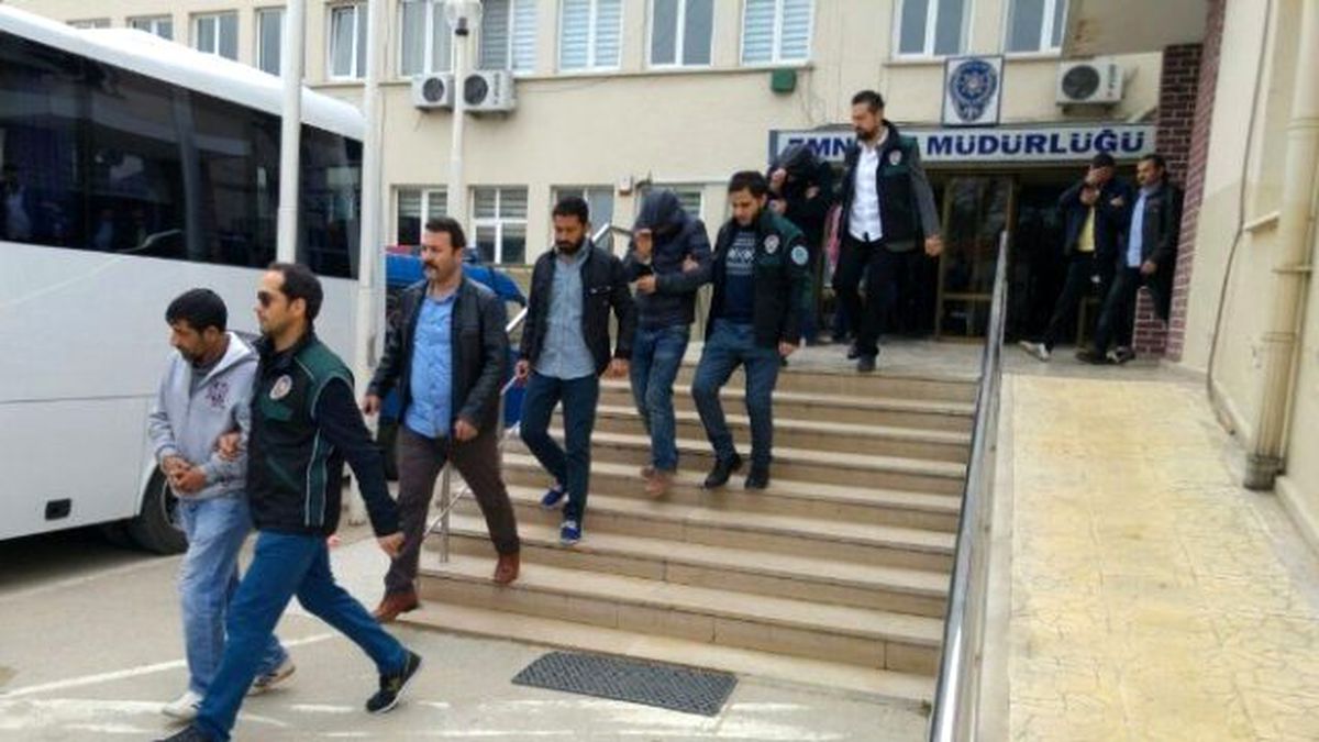 Lüks Gece Kulüplerinde Uyuşturucu Satanlara Emniyetten Darbe