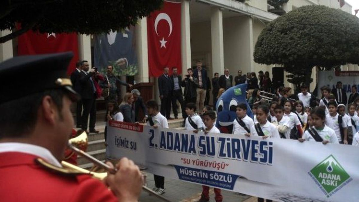 Miniklerden "Su" Yürüyüşü
