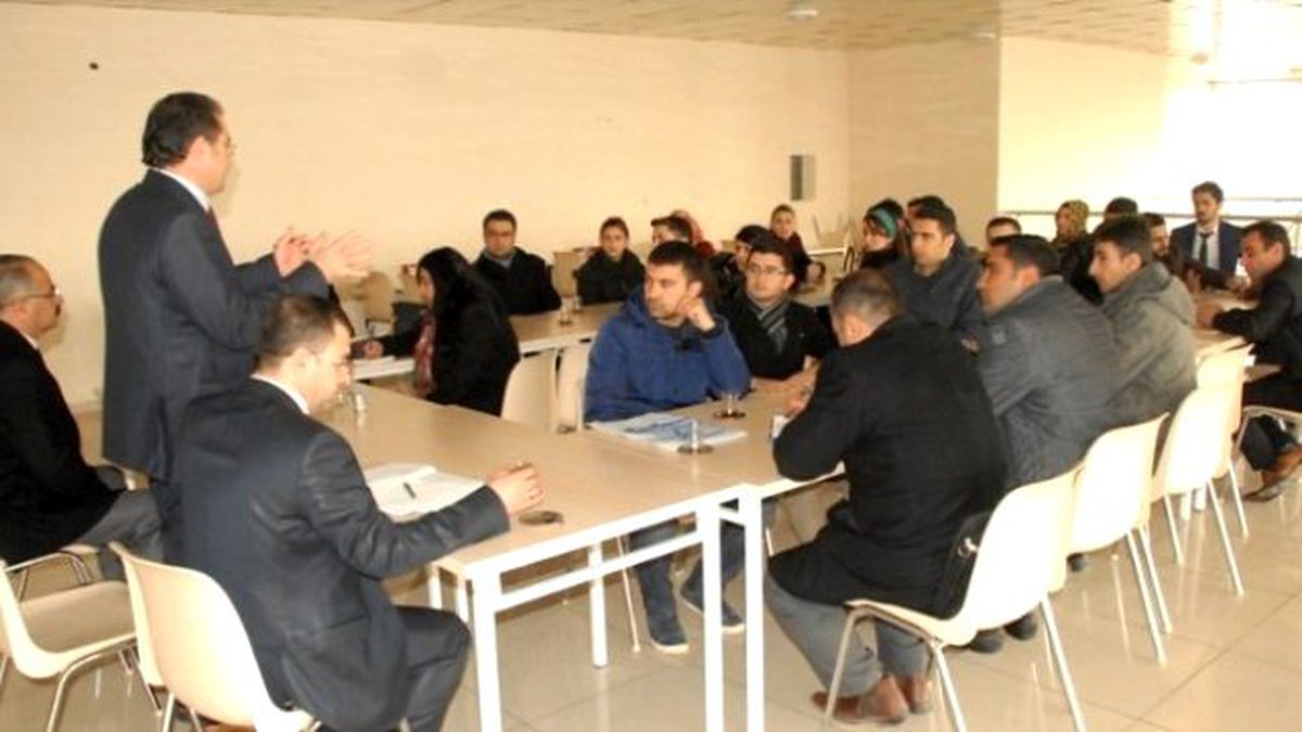 Müdür Ceylani Aday Öğretmenlerle Bir Araya Geldi