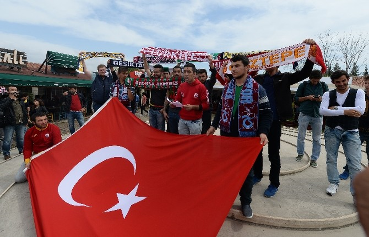 Öğrenci Taraftar Gruplarından Terör Protestosu
