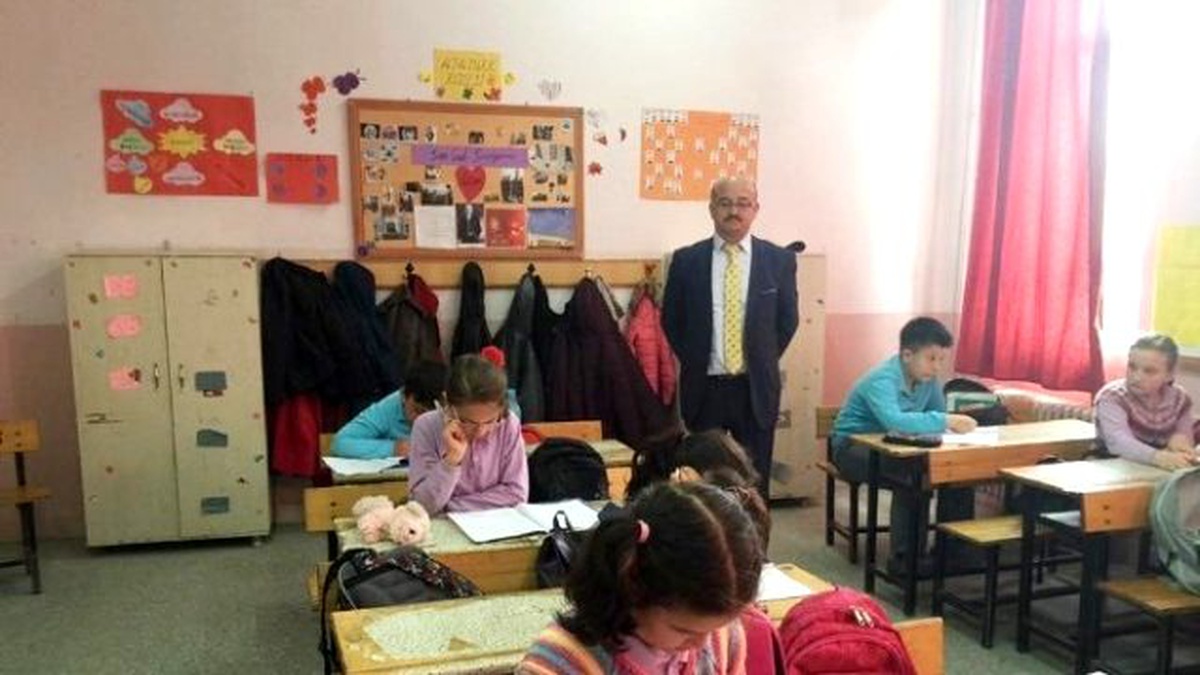 Okumak Hayattır\' Konulu Kitap Okuma Yarışması