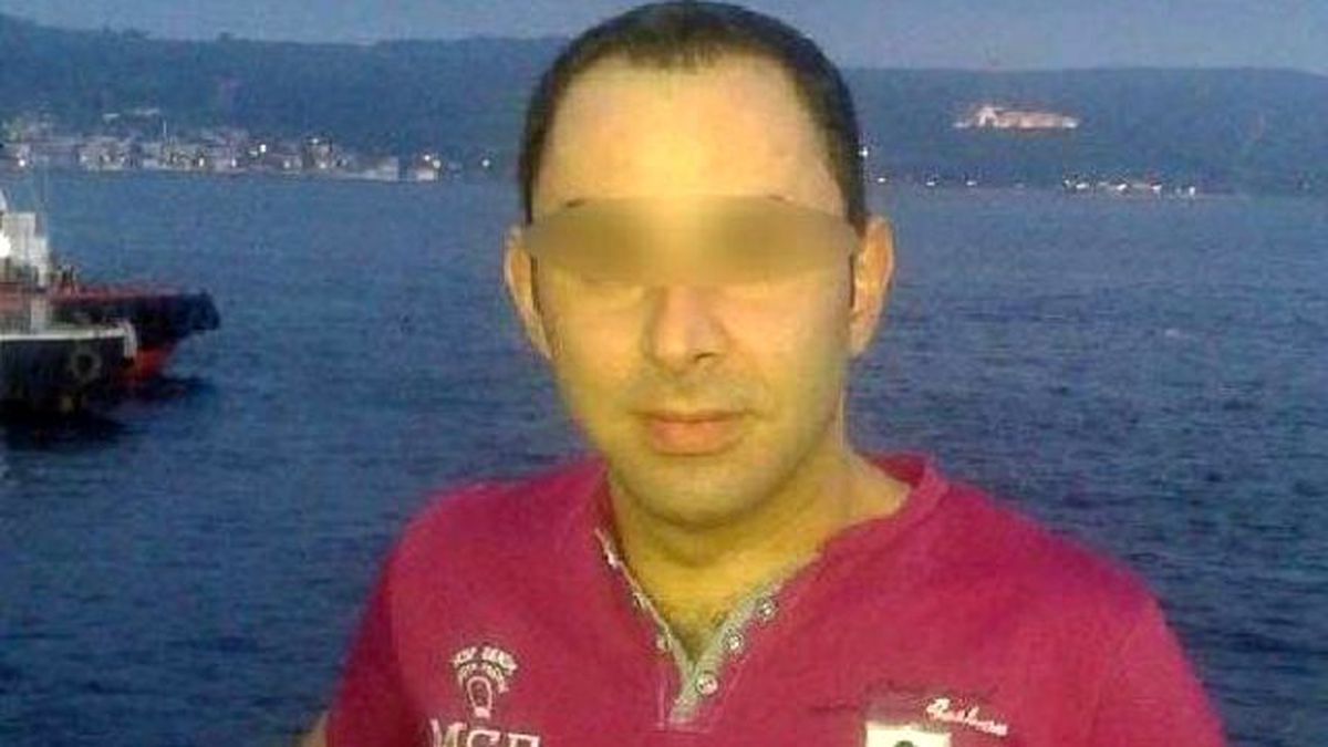 Üniversiteli Sevgilisini Çıplak Görüntüleriyle Tehdit Edip Zorla İlişkiye Girdi