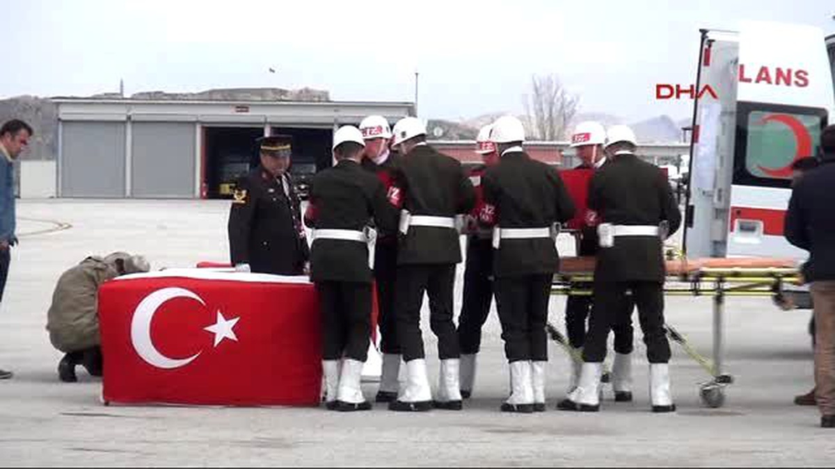Van Şehitler Törenle Memleketlerine Uğurlandı