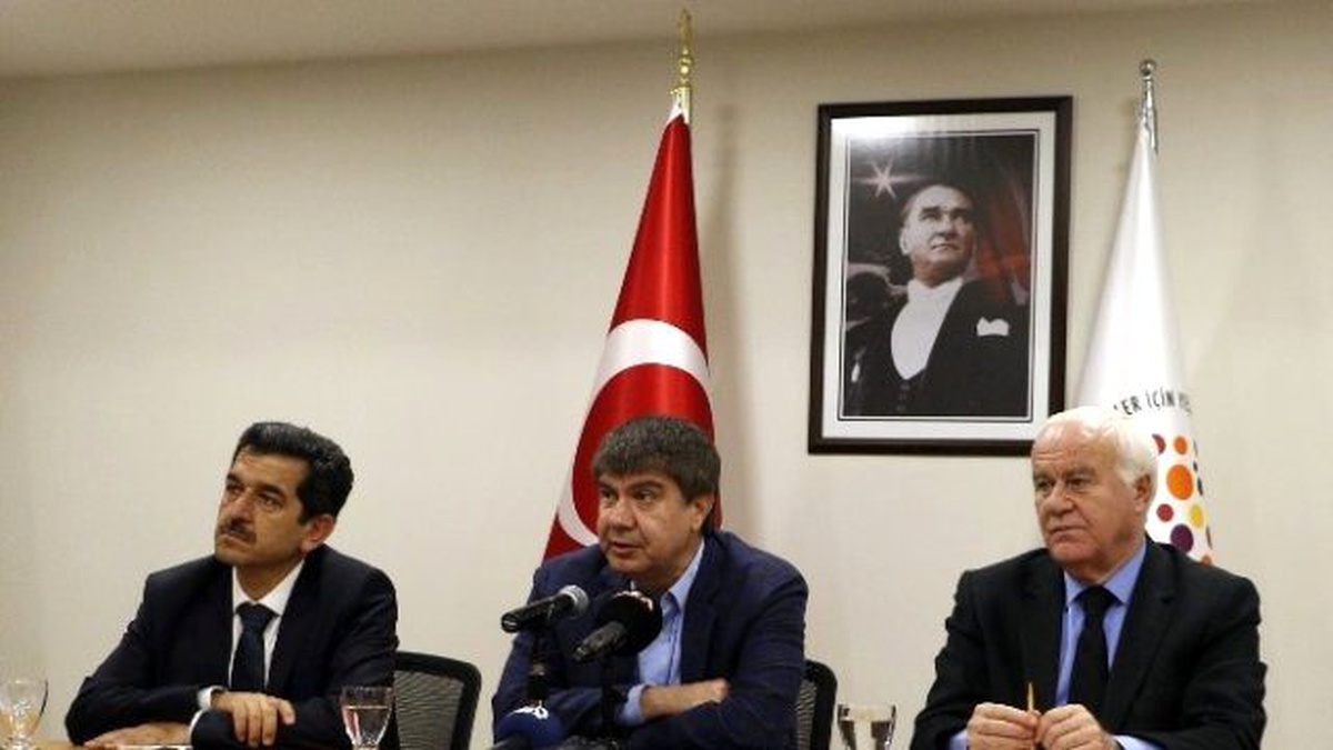 Atso\'nun Budak\'a Verdiği Ödül Tartışmaları