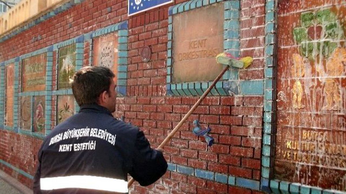 Bursa\'da Bahar Temizliği
