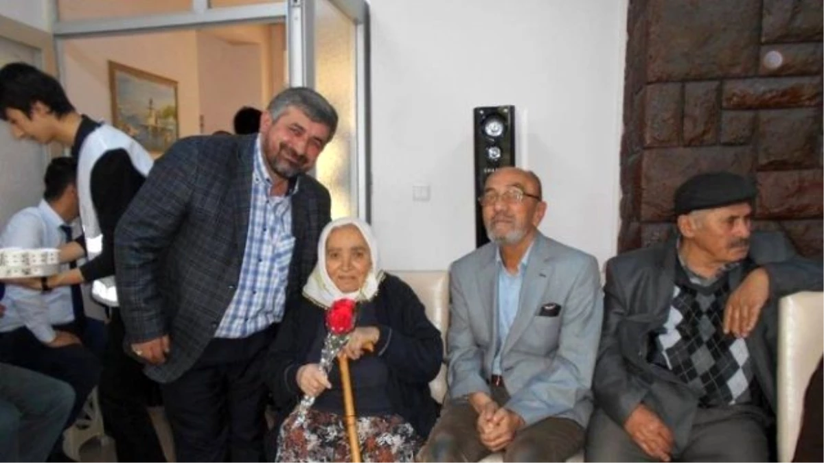 Çaycuma\'da Huzurevi Yaşlıları Unutulmadı