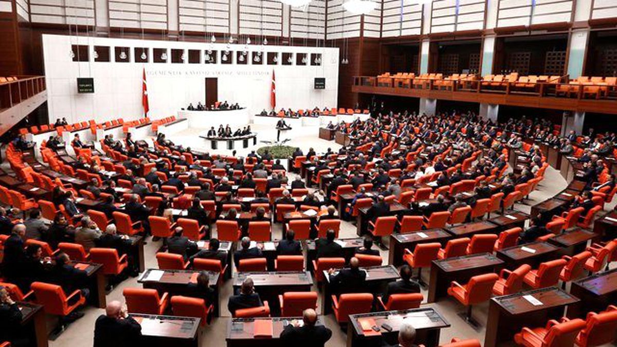 Çocuk İstismarını Araştıracak Komisyon Tüm Partilerin Oylarıyla Kuruldu