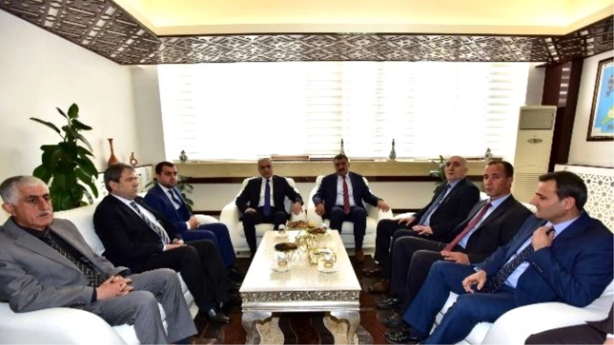 Cumhurbaşkanı Başdanışmanı Topçu, Başkan Gürkan\'ı Ziyaret Etti