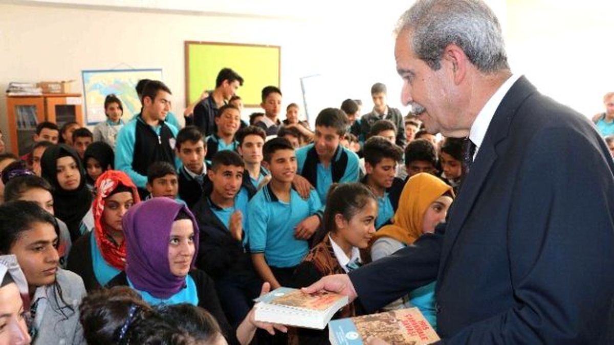 Demirkol Başarı Hikayesini Öğrencilere Anlattı