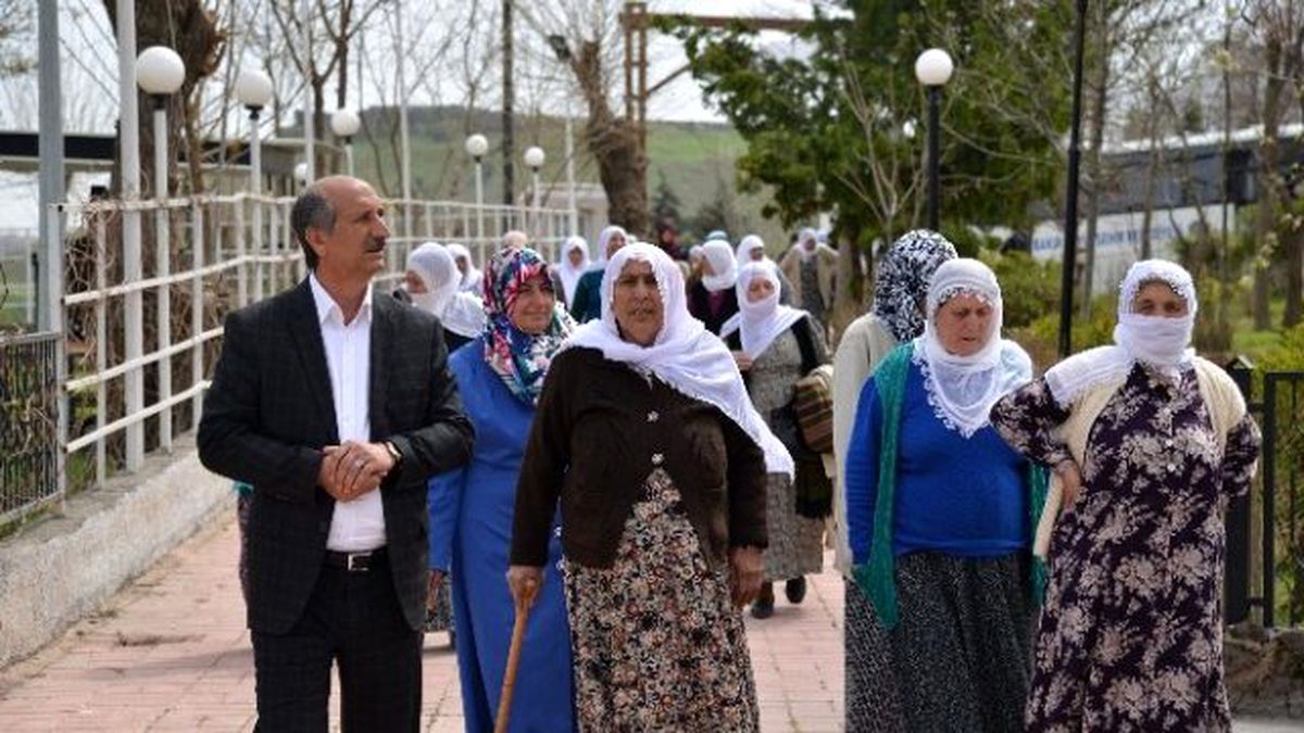 Diyarbakırlı Yaşlılar Hevsel\'de Buluştu