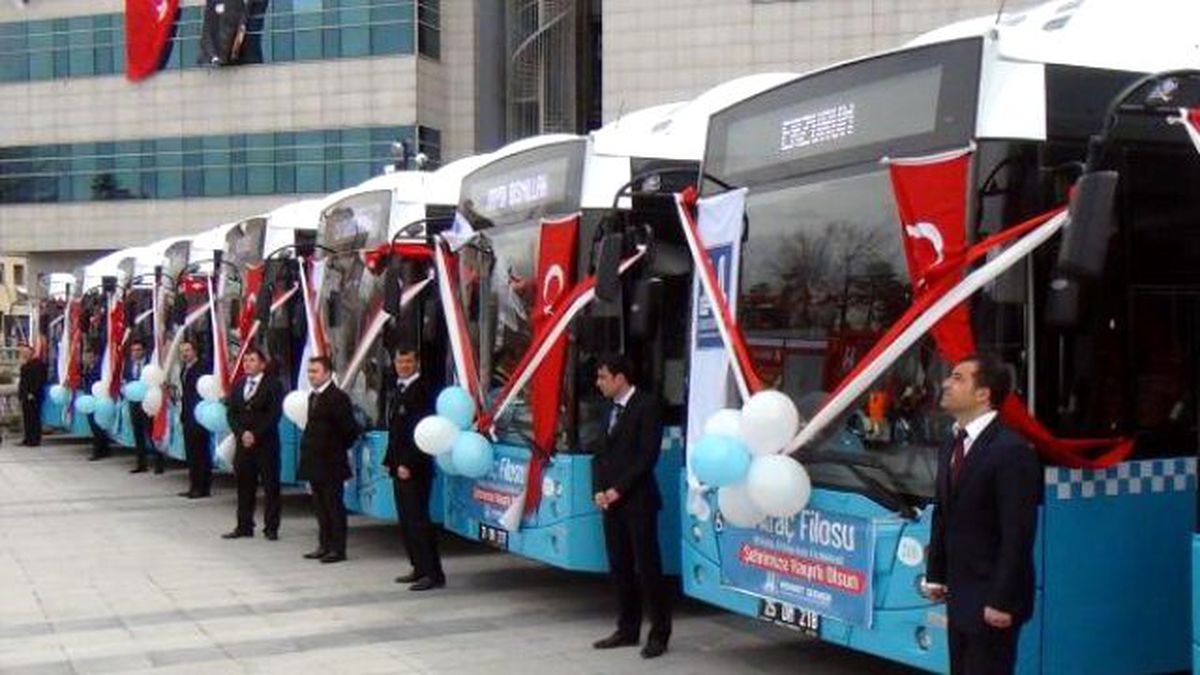 Erzurum\'da Toplu Ulaşıma 30\'u Doğalgazlı 40 Yeni Otobüs