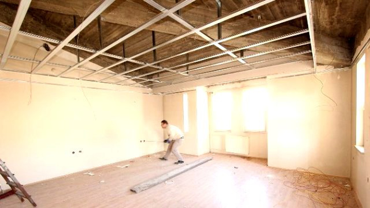 Ilıca Termal Tesisleri\'nin Otel Bölümü Yenileniyor