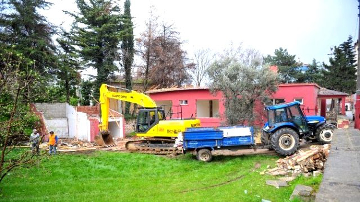 Kaymakamlık Lojmanı Yıkılıyor
