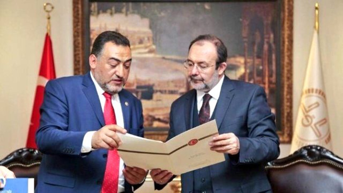Milletvekili Şükrü Nazlı, Diyanet İşleri Başkanı Mehmet Görmez\'i Ziyaret Etti