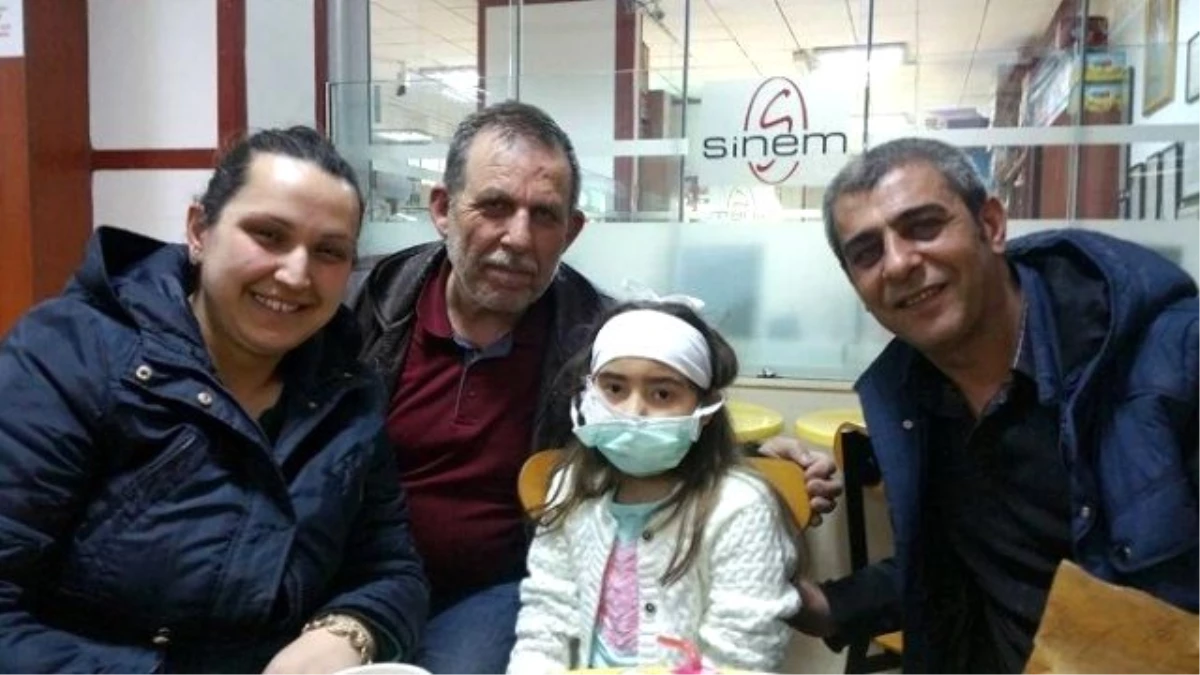 Minik Mira\'nın Karaciğeri İki Çocuğu Hayata Bağladı