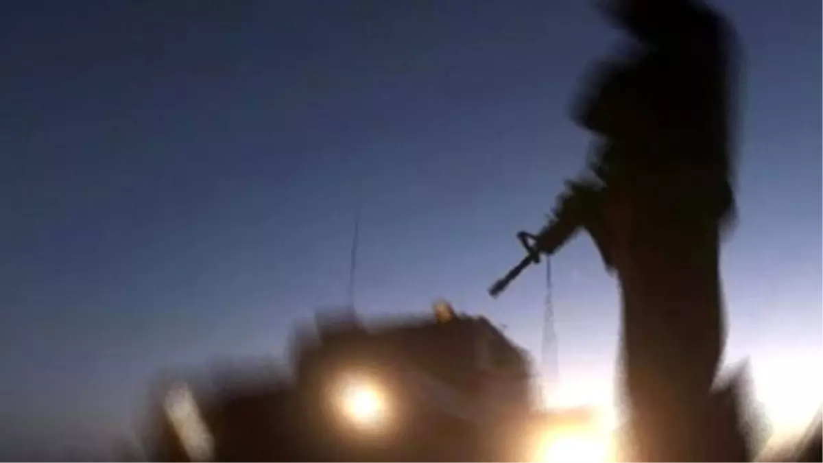 Diyarbakır\'da Karakola Bomba Yüklü Araçla Saldırı: 3 Şehit, 24 Yaralı