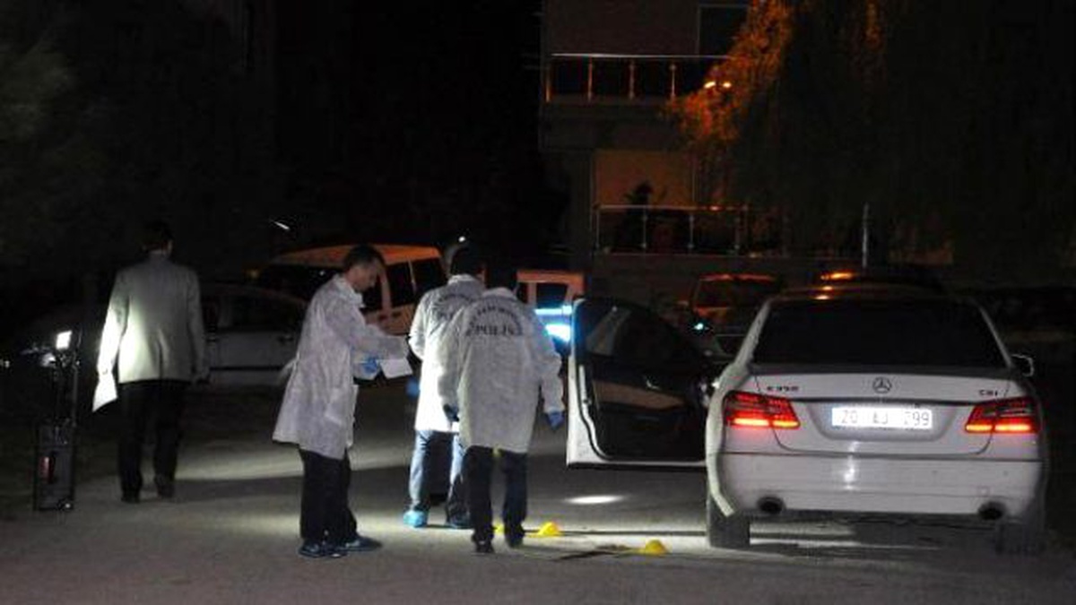 Bar İşletmecisi Sokak Ortasında Pompalı Tüfekle Öldürüldü