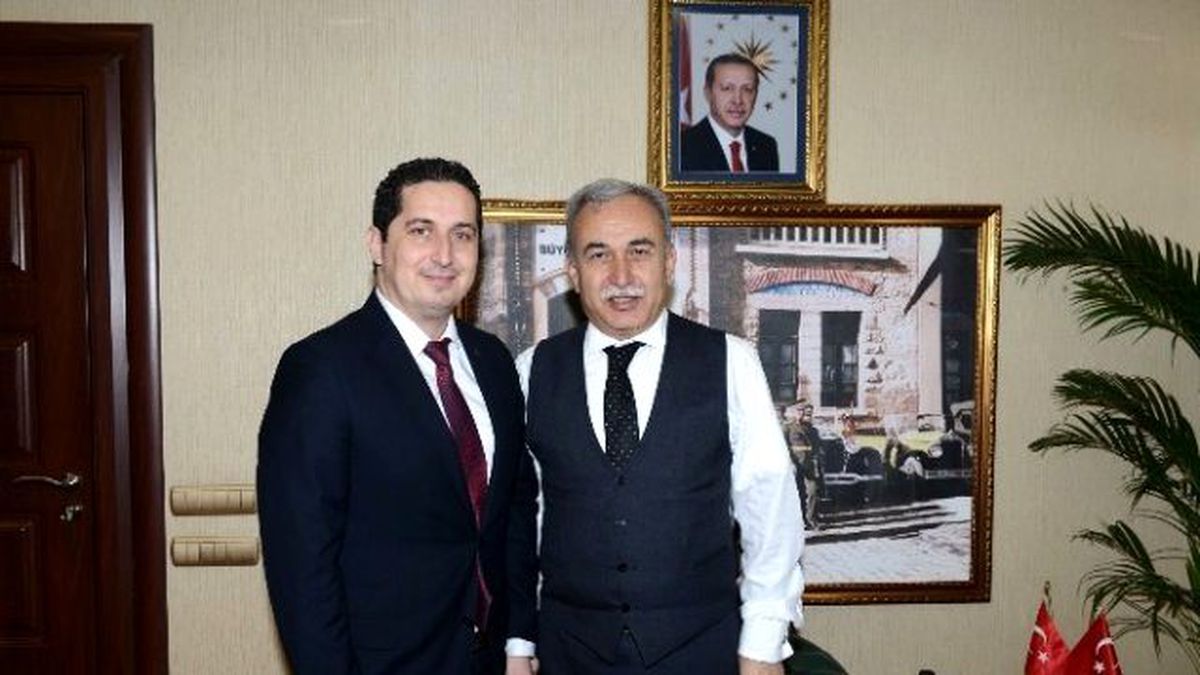 Birlik Vakfı Yöneticilerinden Vali Büyük\'e Ziyaret