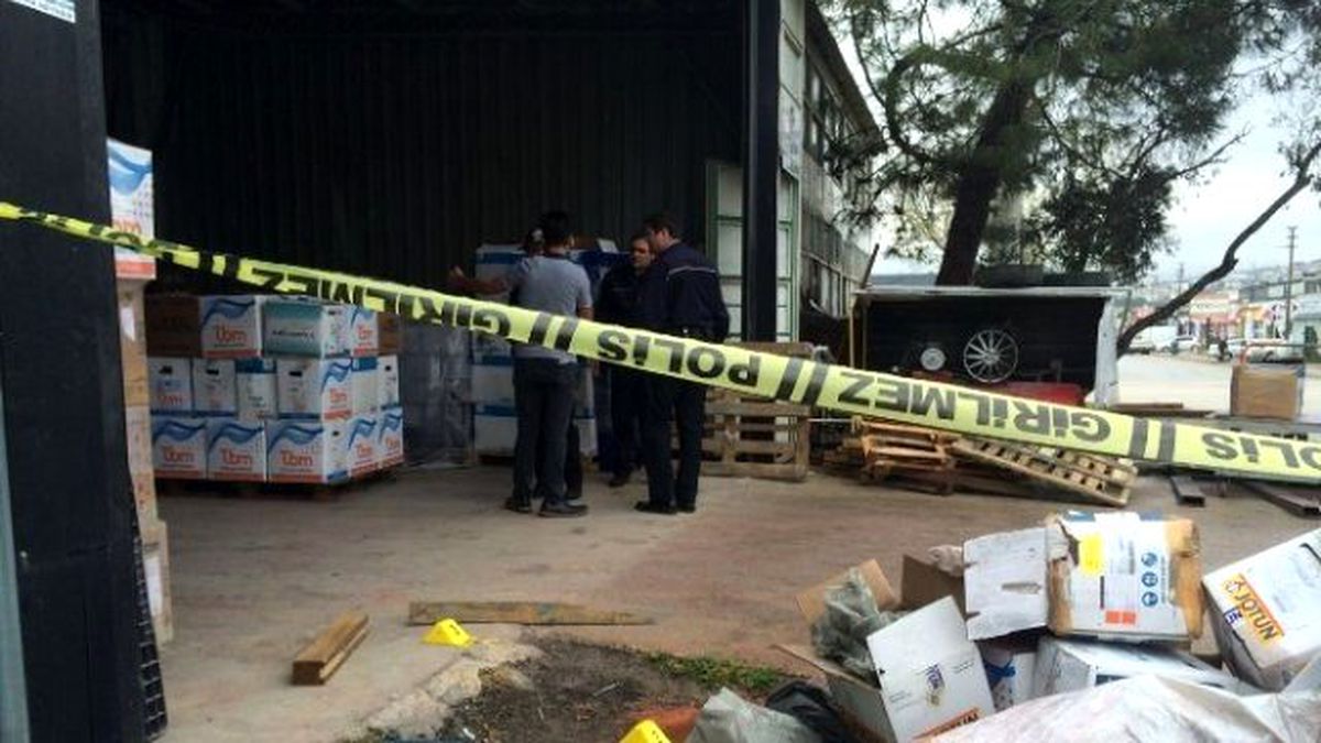 İş Adamına Sanayi Sitesinde Silahlı Saldırı