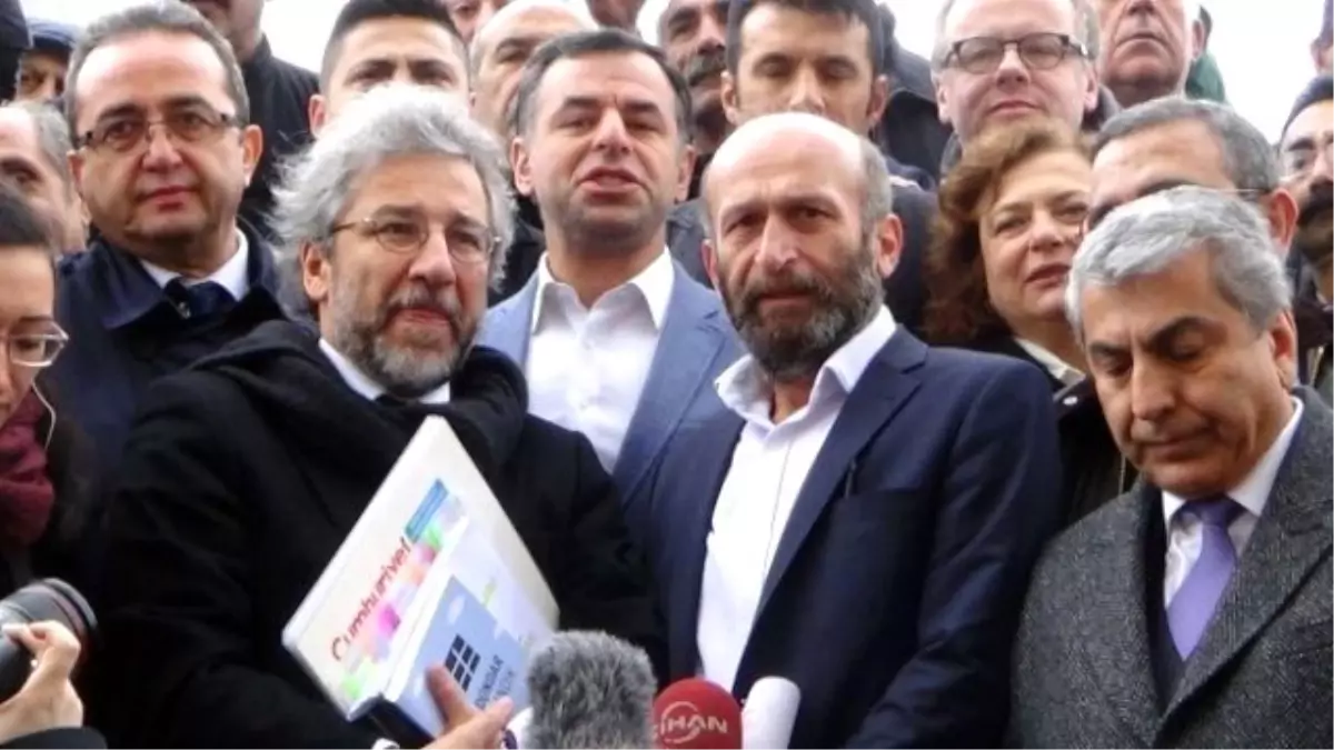 Can Dündar ve Erdem Gül\'e Konsolos Desteği