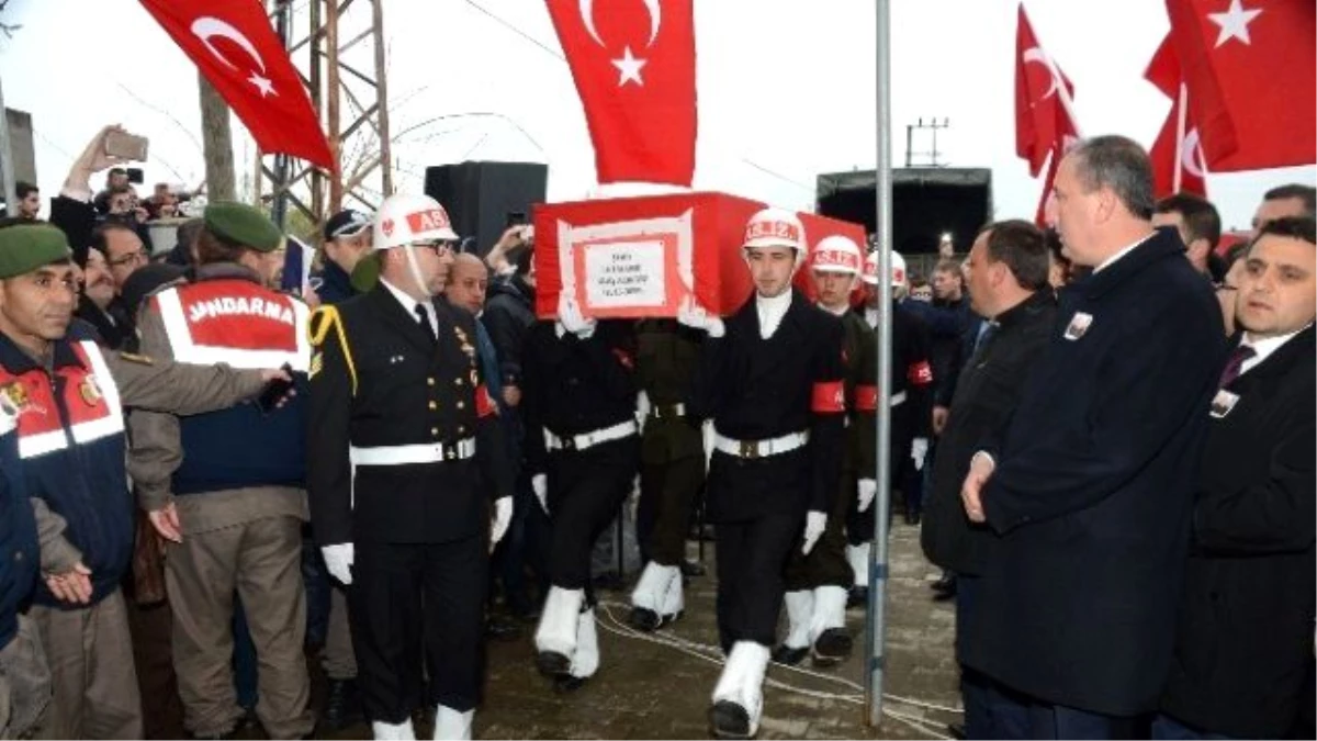 Çanakkaleli Şehit Gözyaşları İçinde Toprağa Verildi