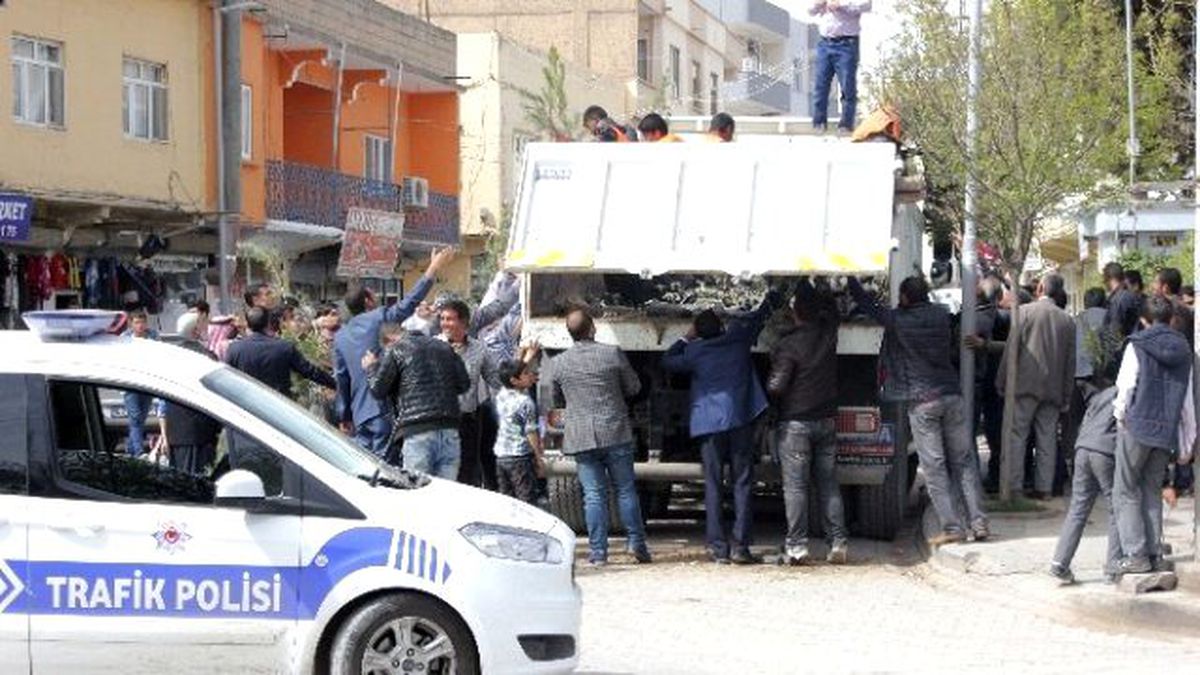 Ceylanpınar Belediyesi Ücretiz Fidan Dağıttı