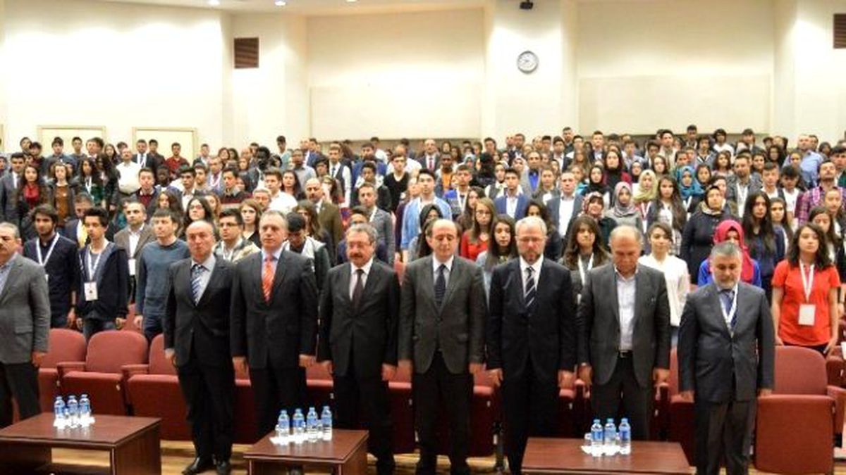 Geleceğin Bilim İnsanları Ödüllerini Aldı