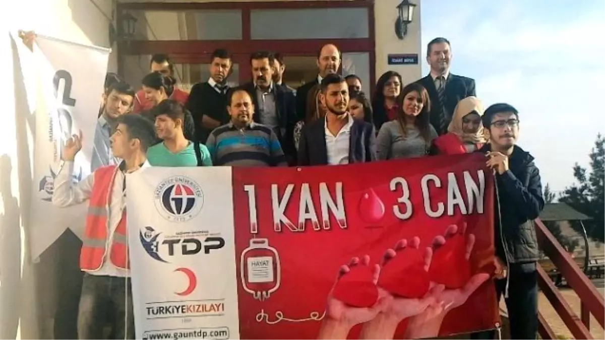 Nizip Myo\'dan Sosyal Sorumluluk Hareketi: Kan Ver Hayat ve Doğa Canlansın