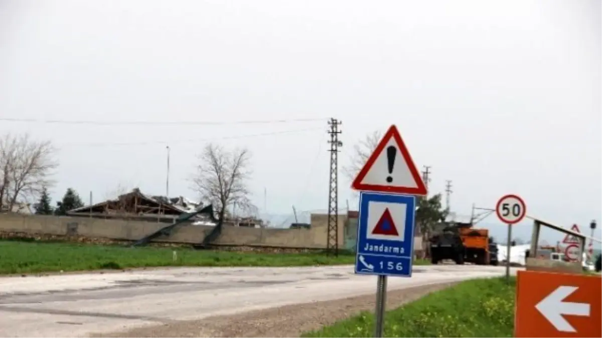 Karakola Alçak Saldırıda Yeni Detay: Asker Durduracağı Sırada Patlatmış!