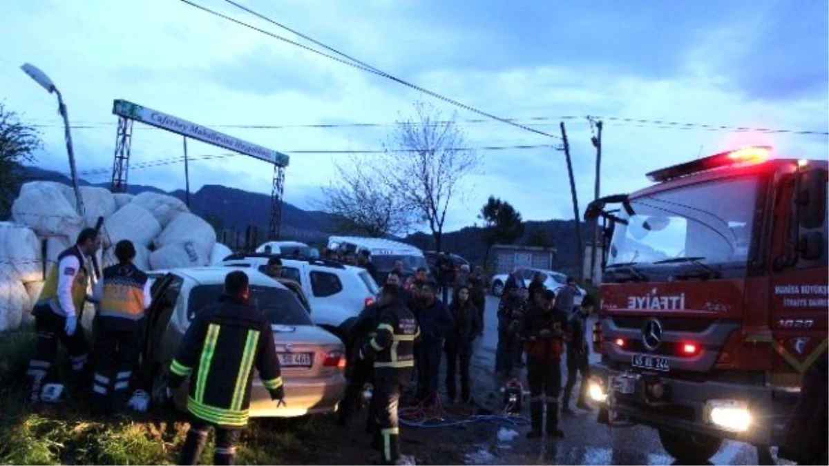 Salihli\'de Korkunç Kaza: 5 Ölü, 2 Yaralı
