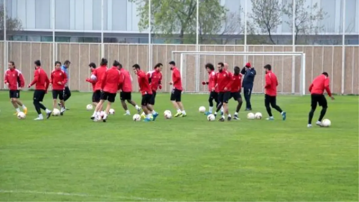 Samsunspor\'da Hedef: Play Off