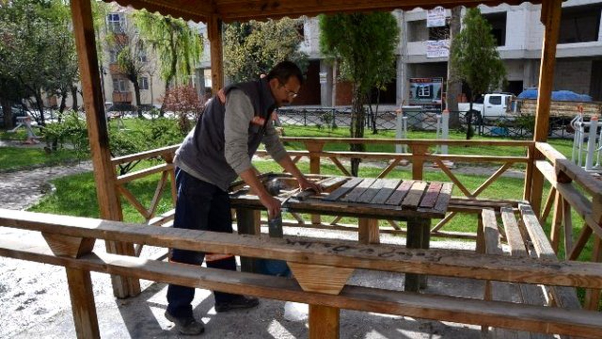 Şehir Magandaları Bu Kez Evrenler Parkında Ortaya Çıktı