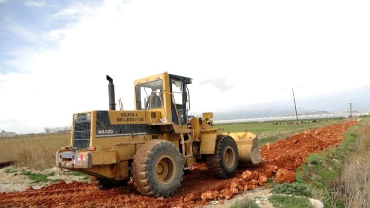 Silifke Belediyesi Çiftçinin Yüzünü Güldürüyor