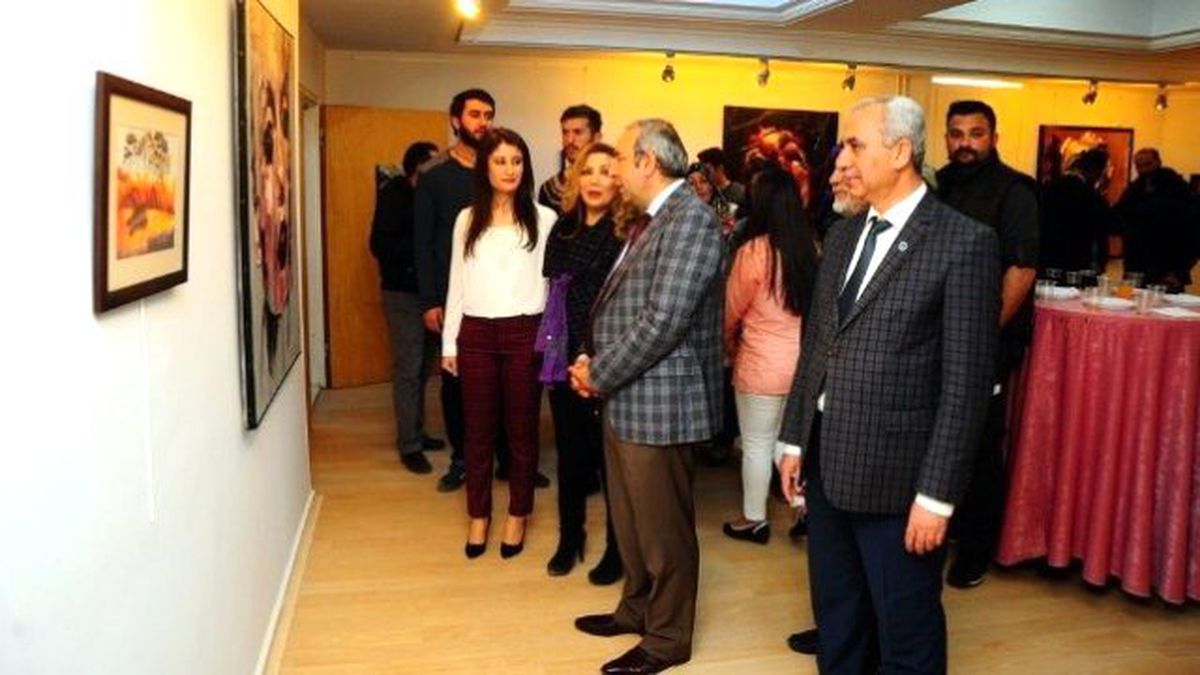 Yyü Öğrencisi Arşimet İlk Resim Sergisini Açtı