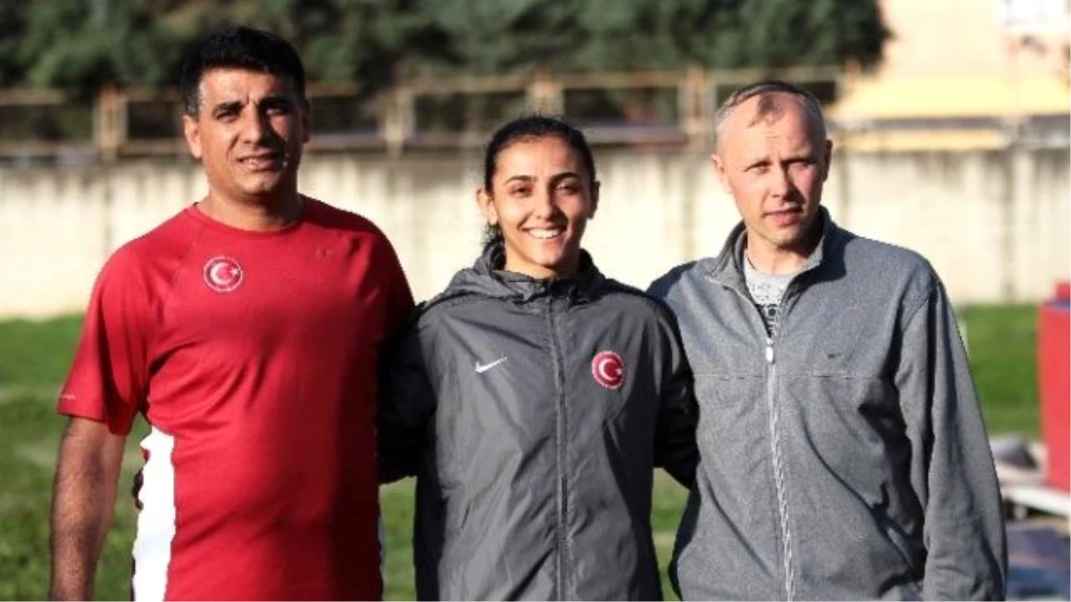 Ailesinden Habersiz Antrenmanlar Gitti, Türkiye Rekoru Kırdı