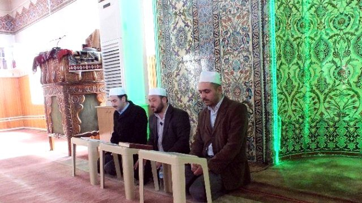 Alperenler Merhum Liderleri İçin Pınarbaşı İlçesi\'nde Mevlit Okuttu