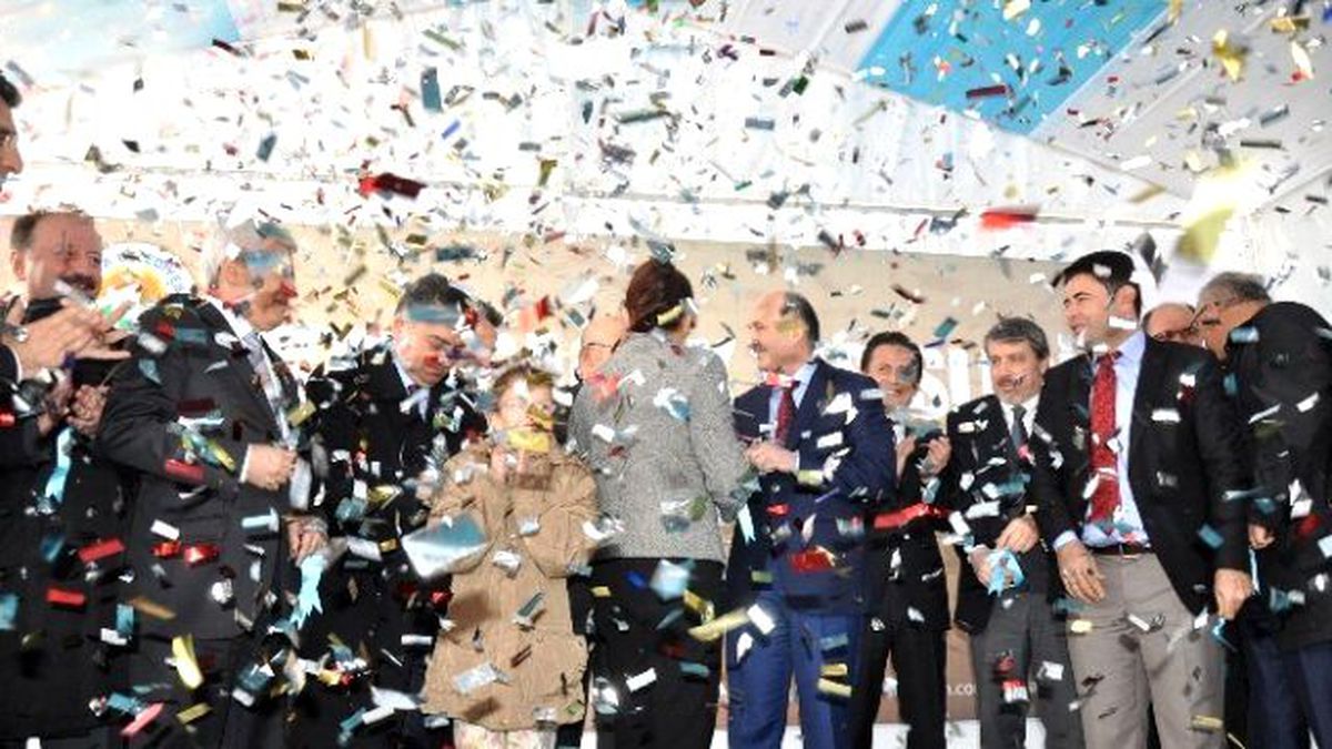 Bakan Müezzinoğlu\'ndan Şehir Hastanesi Müjdesi