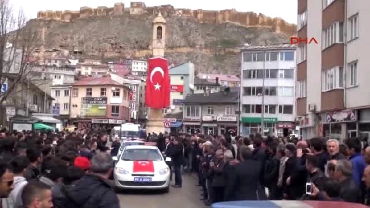 Bayburtlu Şehit Astsubay Türkoğlu Doğum Gününde Toprağa Verildi