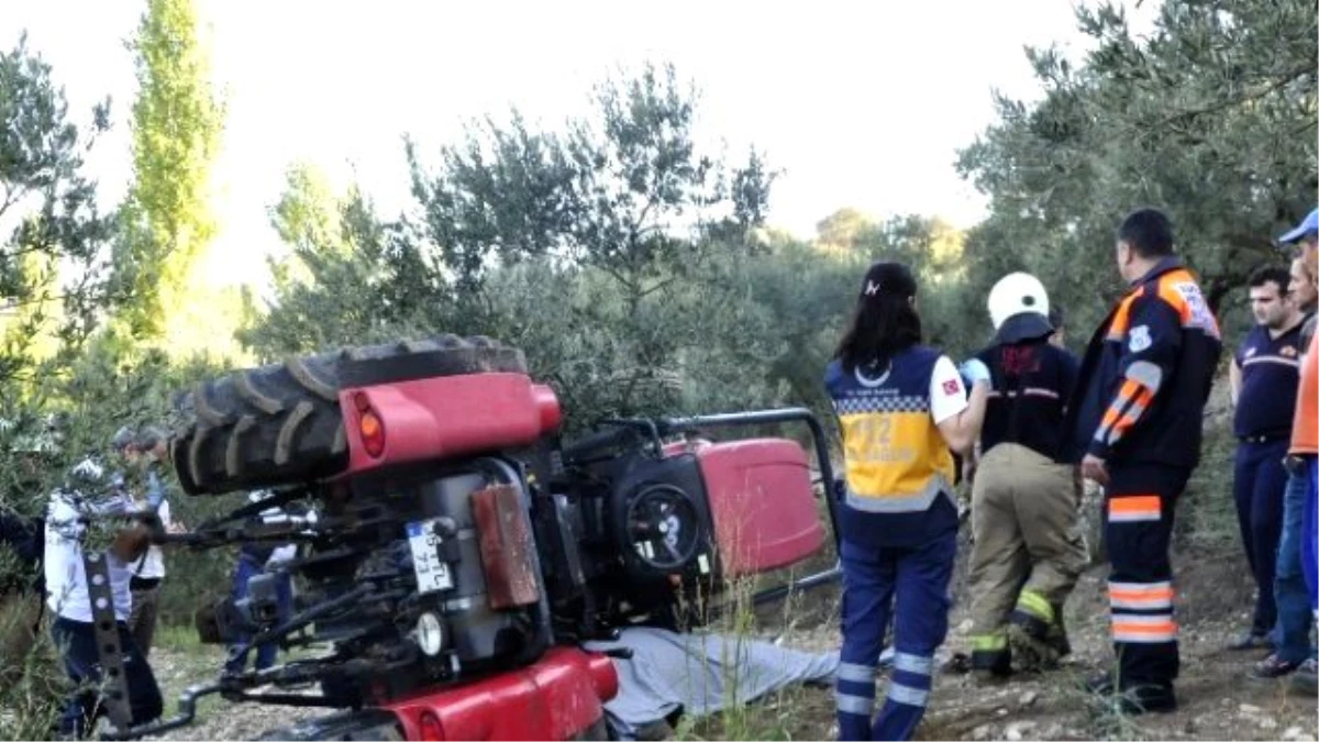 Konya\'da Traktör ile Otomobil Çarpıştı: 3 Yaralı
