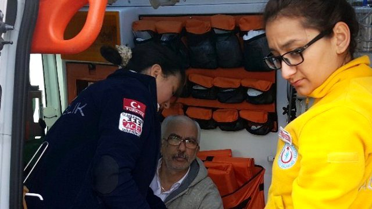 Araç Yıkama Sırası Yüzünden Tartıştığı Kişiyi Bıçakla Yaraladı