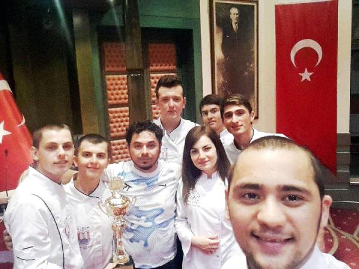 Bayramiçli Lezzet Ustası Köyünün Gururu Oldu