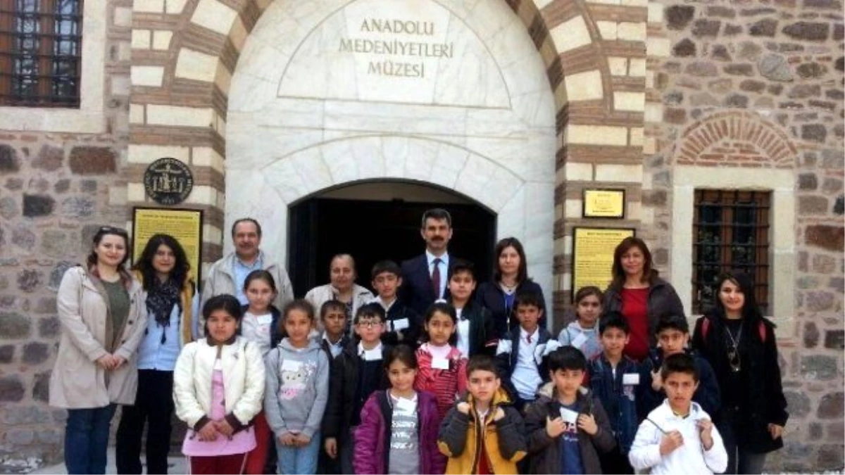 Çankayalı Miniklerden Anadolu Medeniyetleri Müzesi\'ne Ziyaret